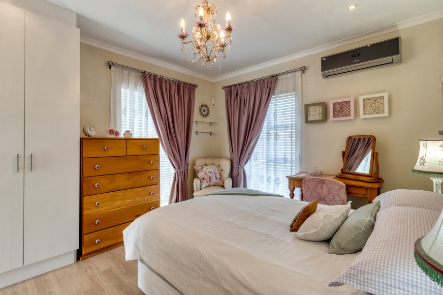 3 Bedroom Property for Sale in Dennegeur Western Cape